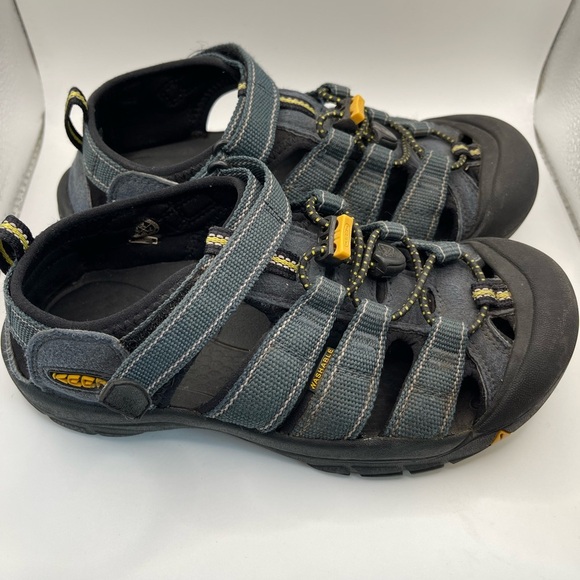 Keen Boys 3 Blue Yellow Washable Hiking Sandals Beach Outdoors Water Rocks Fun - Picture 3 of 8